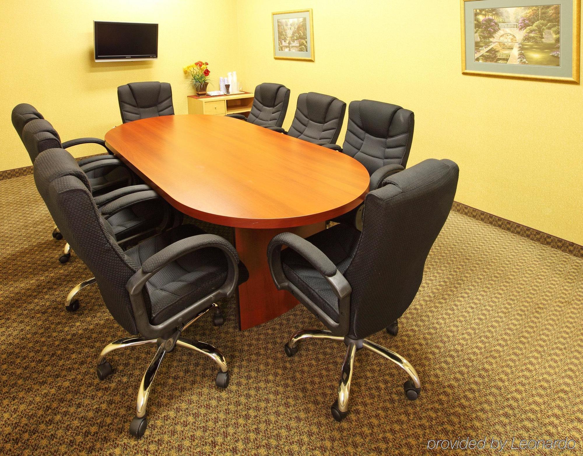 Hotel Holiday - North By Ihg 3*